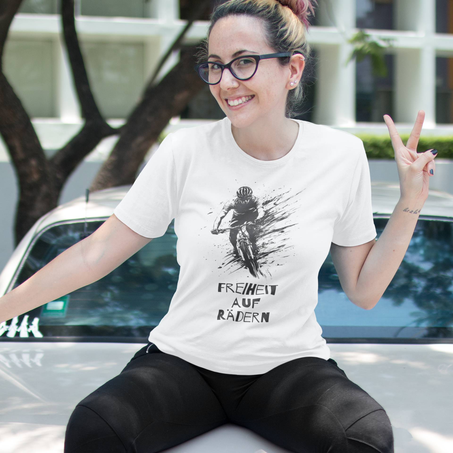 "Freiheit auf Rädern" Premium Organic Shirt Women